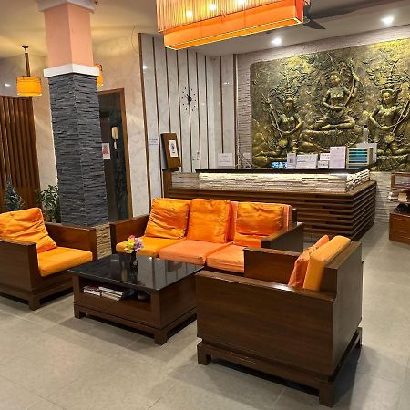 The Prisha Inn Patong Екстер'єр фото